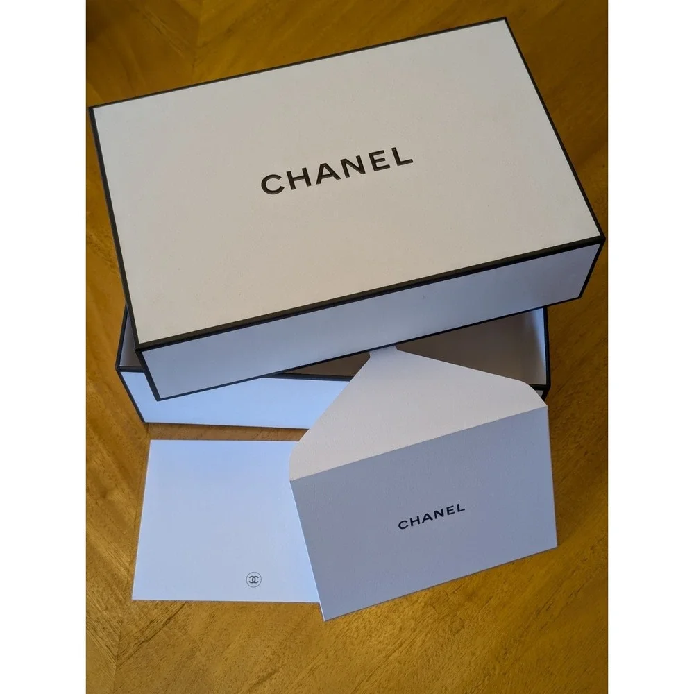 CHANEL Small/Medium Rectangular Empty Gift Box 8.5